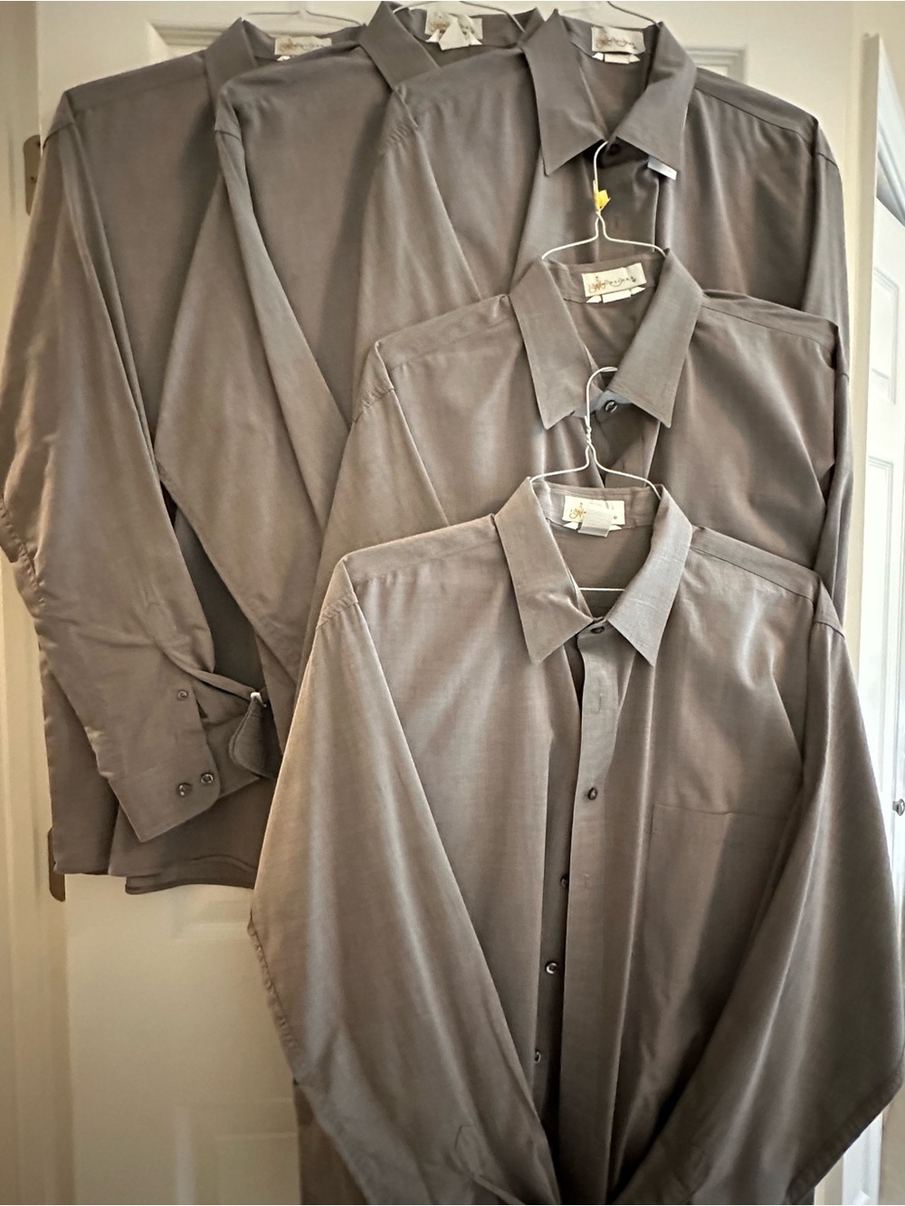 5 Men's Classic Long-Sleeve Dress Shirt - Gray